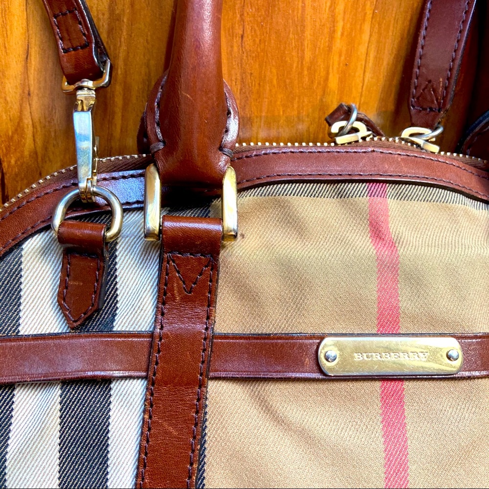 Burberry Satchel Authentic